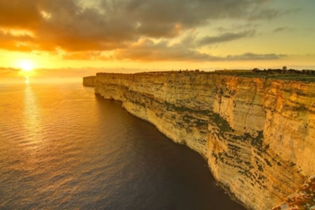 Dingli cliffs sunset
