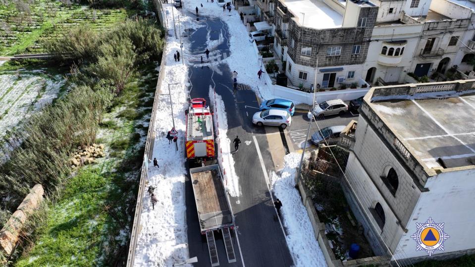Cleaning of roads from snow