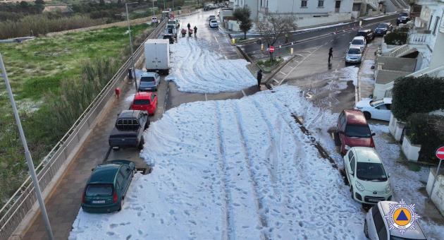 Snow in roads in malta