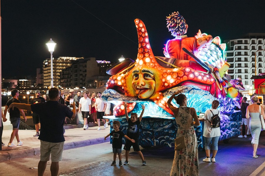 Maltese summer carnival streets